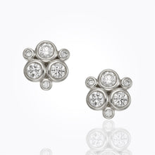 18K White Gold Classic Trio Earring in diamond