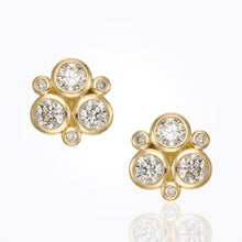 18K Classic Trio Earring in diamond